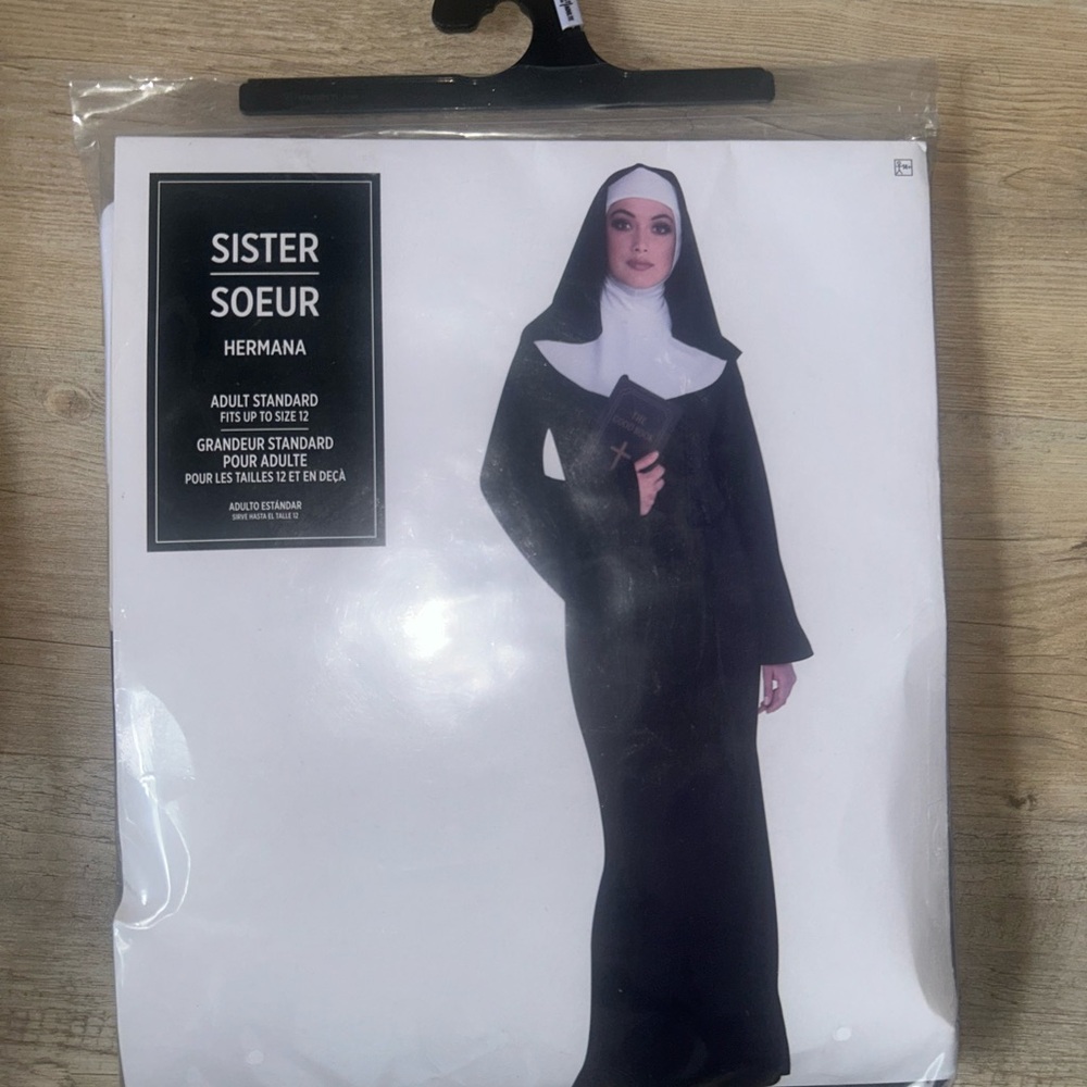 Sister Soeur Nun Halloween Costume